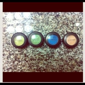 ❌SOLD❌MAC MAKEUP EYE SHADOWS