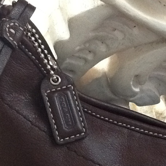 Handbag - Picture 2 of 2