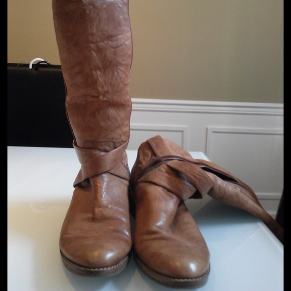 Jessica Simpson brown boots