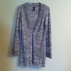 REDUCED🎉Long sweater