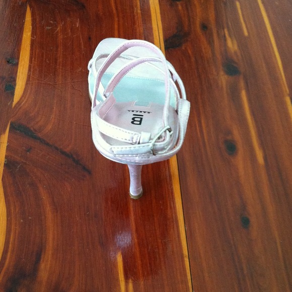 Pink pumps - Picture 3 of 4