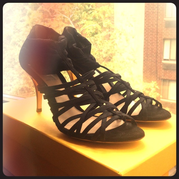 Fendi black sandals - Picture 1 of 4