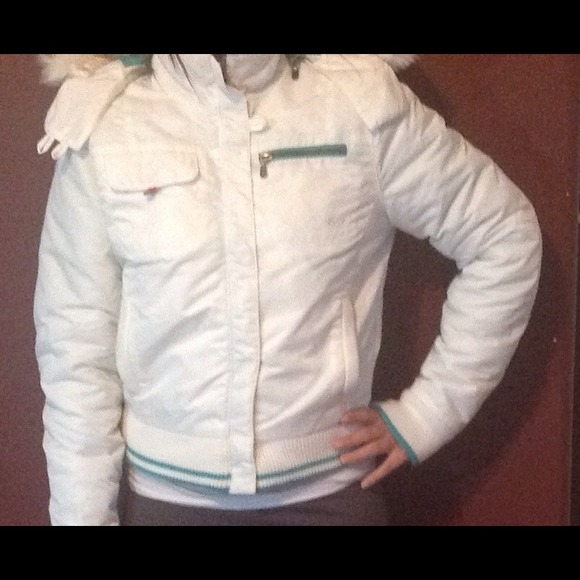 Roxy Bright White Ski Jacket. So cute!