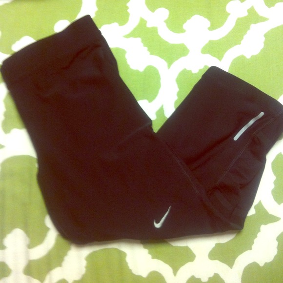 SOLD Nike Dri-fit workout leggings