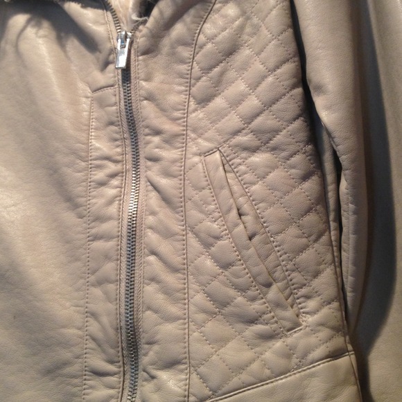 Faux Fur Leather Jacket - Picture 2 of 3