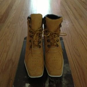 Women's timberland genuine leather uppers