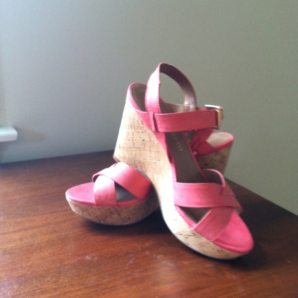 Peach wedge sandals Franco Sarto