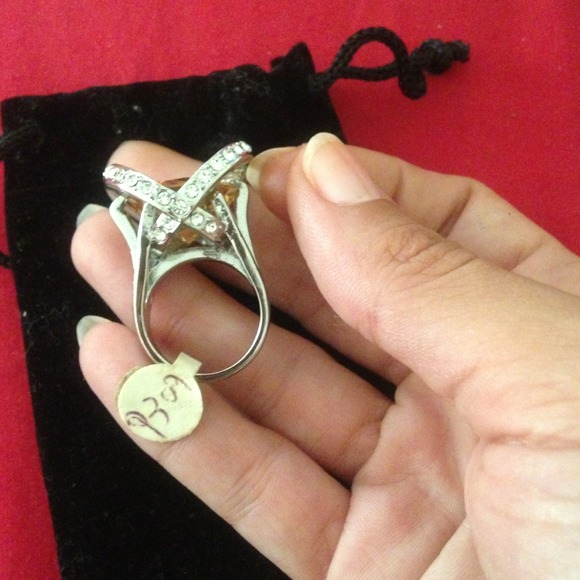 Never used big GLAM RING💍. - Picture 3 of 3