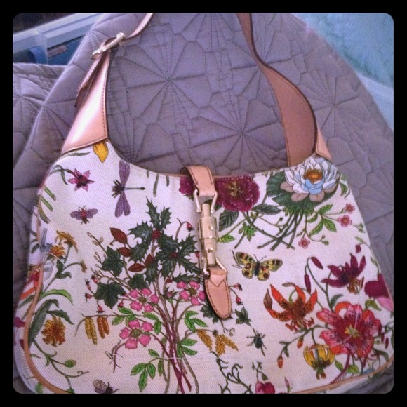 Floral Gucci bag! 100 percent authentic!