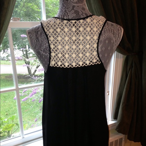 Sheer black dressy top - Picture 4 of 4