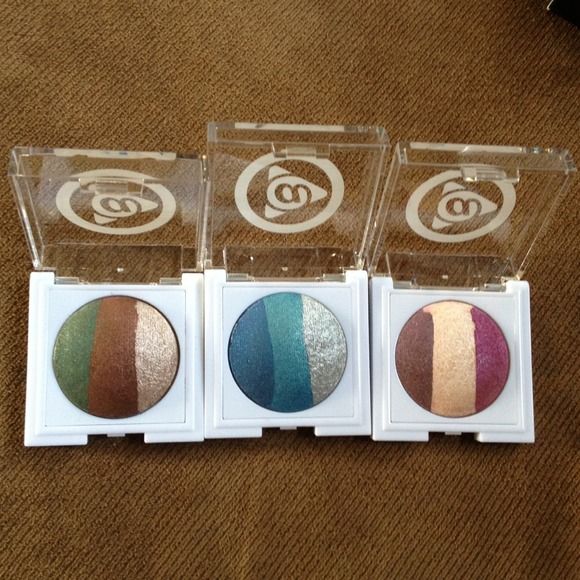 Mary Kay @Play New in box