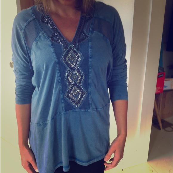 Free People Tops - SOLD! Free People Focus on Center top