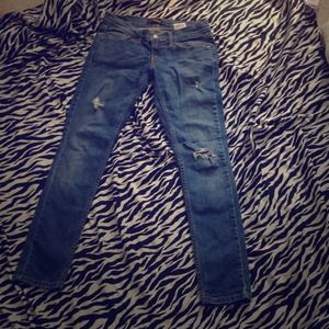 Distressed super skinny Levi's