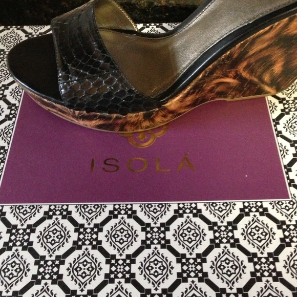 Sandals - Picture 4 of 4