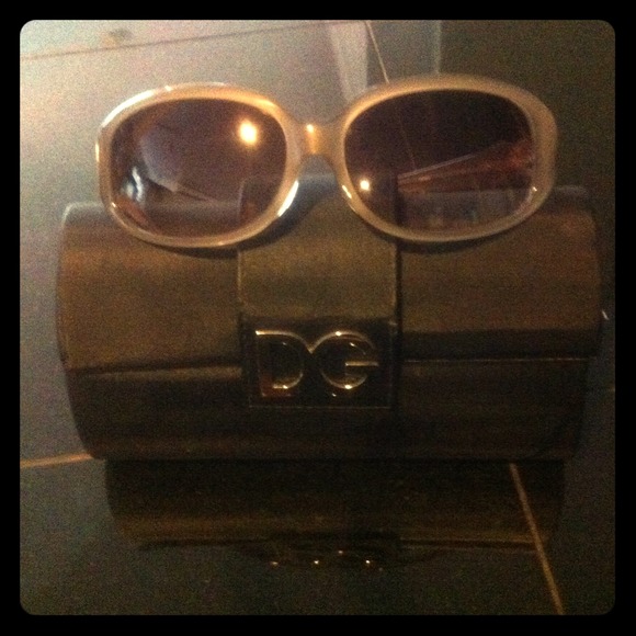 Reduced !! authentic  D&G sunglasses ! main image 4