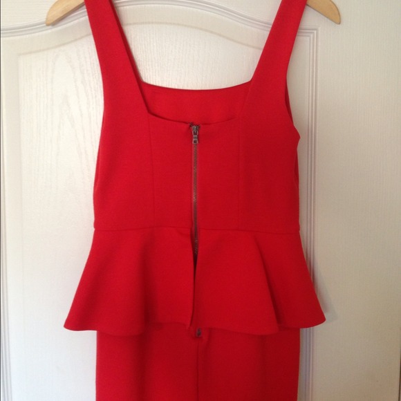 Alice & Olivia Georgina Peplum Dress! SOLD OUT! - Picture 2 of 4