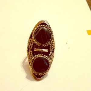 Fun large black rock ring!