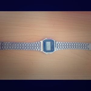 ❌ SOLD ❌Silver Casio Watch
