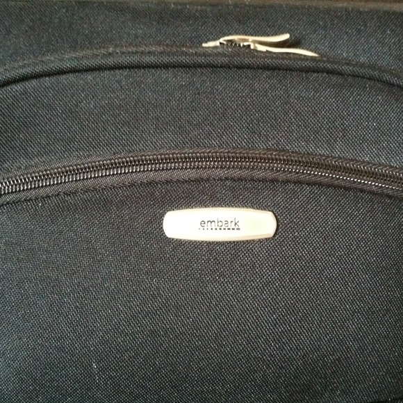 Embark Suitcase Set - Picture 3 of 3