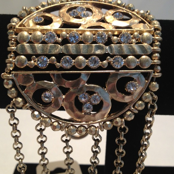 Bracelet - Picture 1 of 3