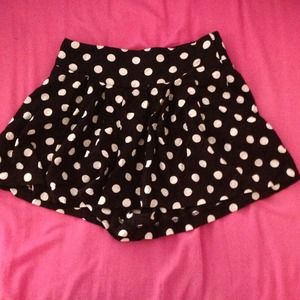High waist polka dot shorts