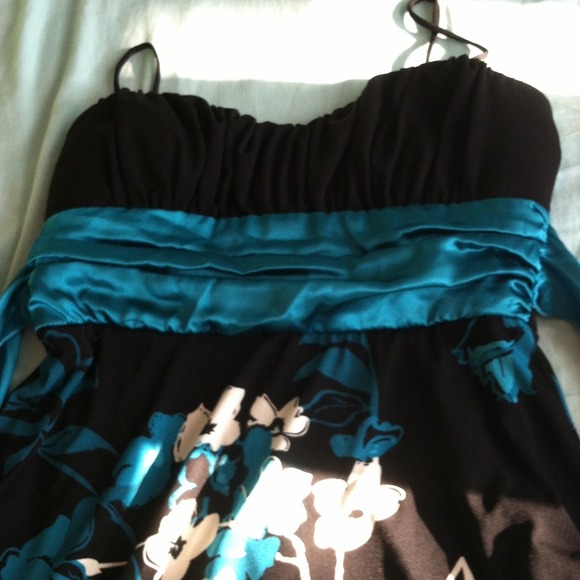 Flower print party dress - Picture 1 of 4