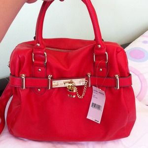 Authentic Steve Madden bag.