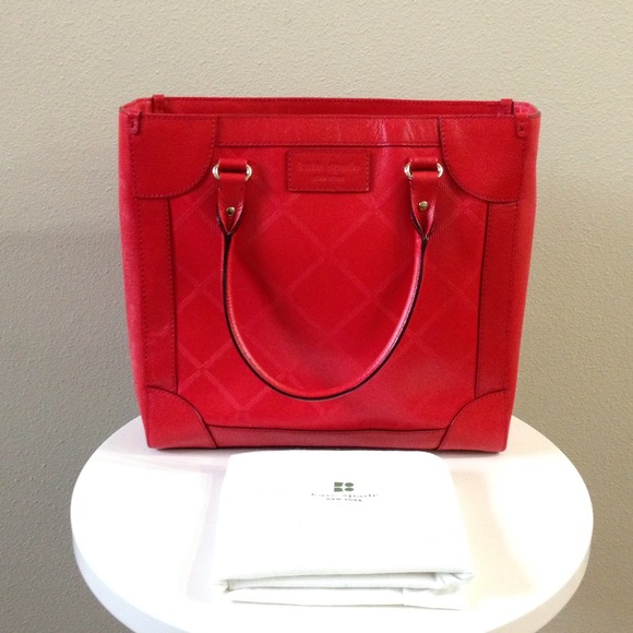 ⬇️REDUCED⬇️⭐️HOST PICK⭐️Kate Spade Wellesley Tote
