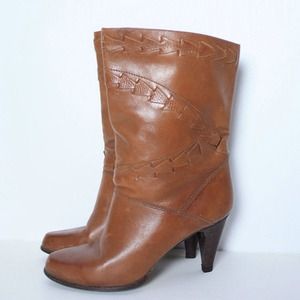 ⭐SOLD⭐VINTAGE 9 west leather boots