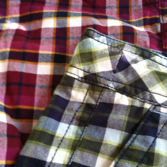 2 plaid Aeropostale Shorts - Picture 2 of 3