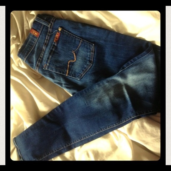 ❌SOLD❌ 7 For All Mankind Skinny Size 29
