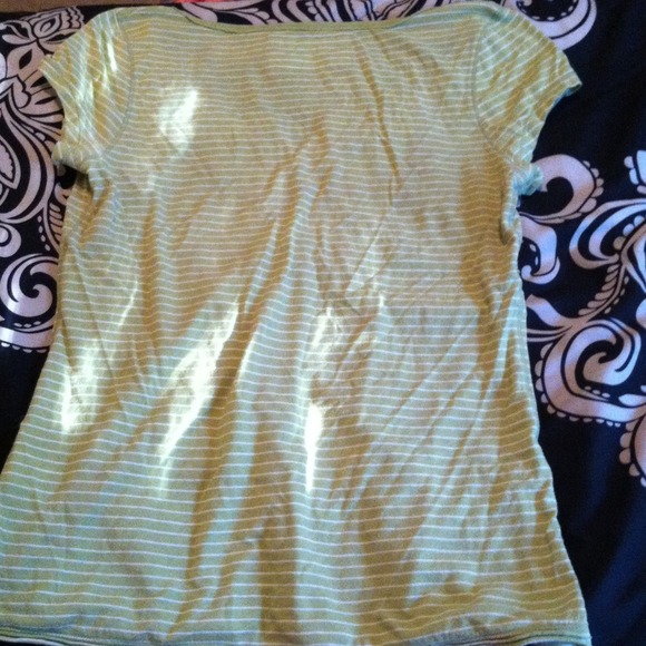 Green and white striped Aeropostale t-shirt - Picture 4 of 4
