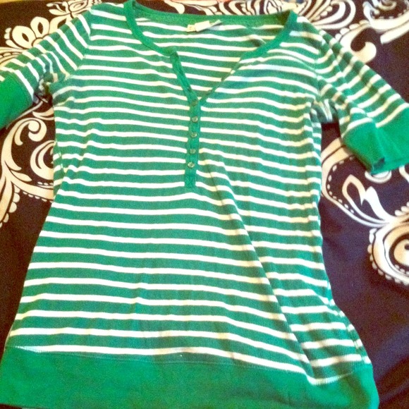 Green and white strip half sleeve - Picture 1 of 3