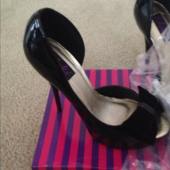 Black pumps Yoki Sarey black - Picture 4 of 4