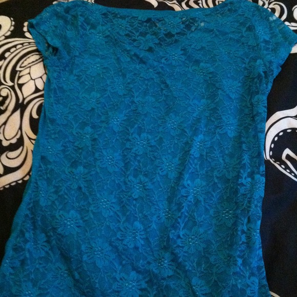 Teal Back Lace Shirt - Picture 3 of 3