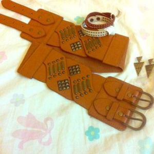 Reserved Bundle of Accessories 💙