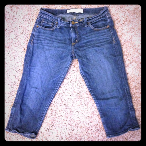Abercrombie & Fitch "Perfect Stretch" Capris
