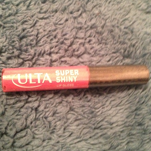 ULTA Super Shiny Lipgloss in Flirtini