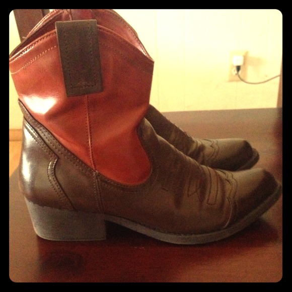 Cowboy women's boots