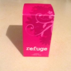 refuge perfume
