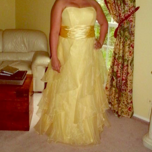 Floor length canary yellow prom dress