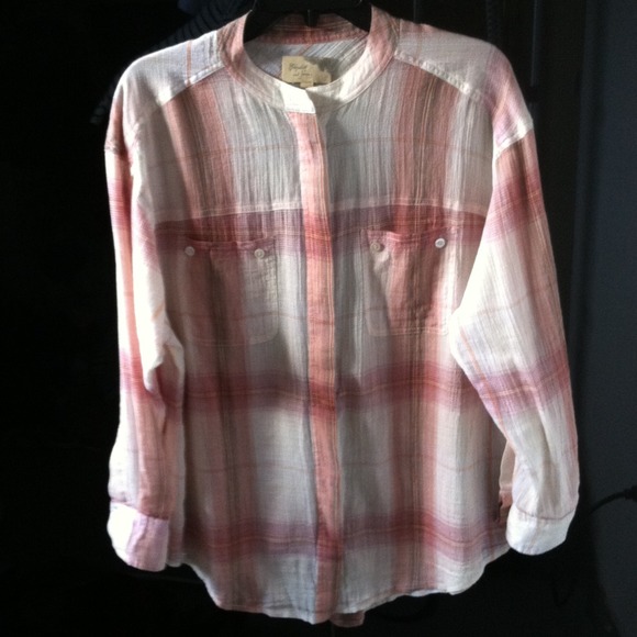 Elizabeth & James Plaid Shirt - Picture 4 of 4