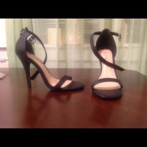 Black high heel sandals NWOT