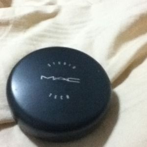 Mac studio tec used twice still a lot a product