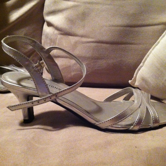 Predictions silver heels - Picture 2 of 2