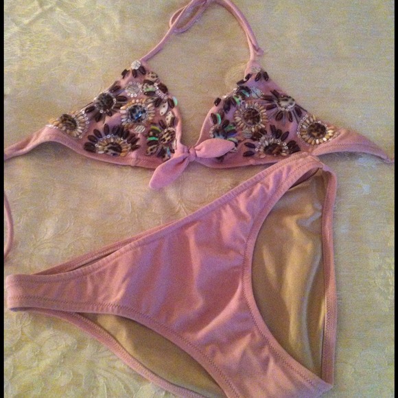 📦DONATED📦NWT Victorias Secret bathing suit