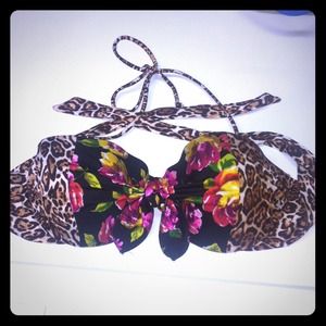 SOLD! Victoria's Secret bikini top and bottom