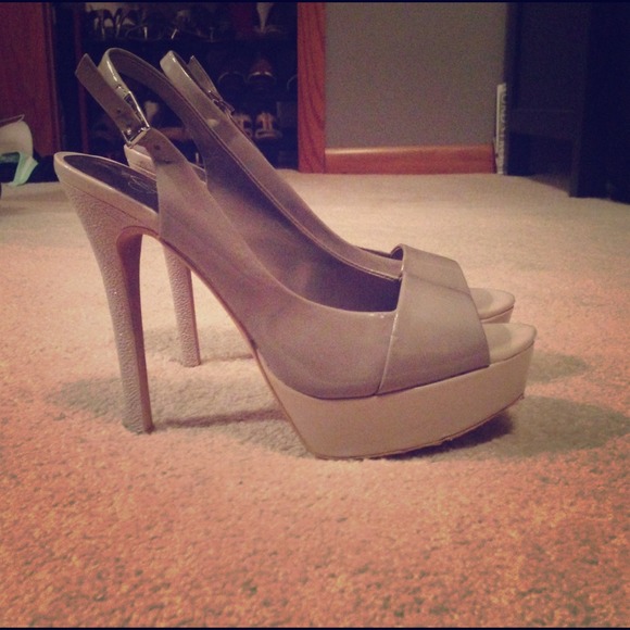 🚫Sold🚫Jessica Simpson Pumps