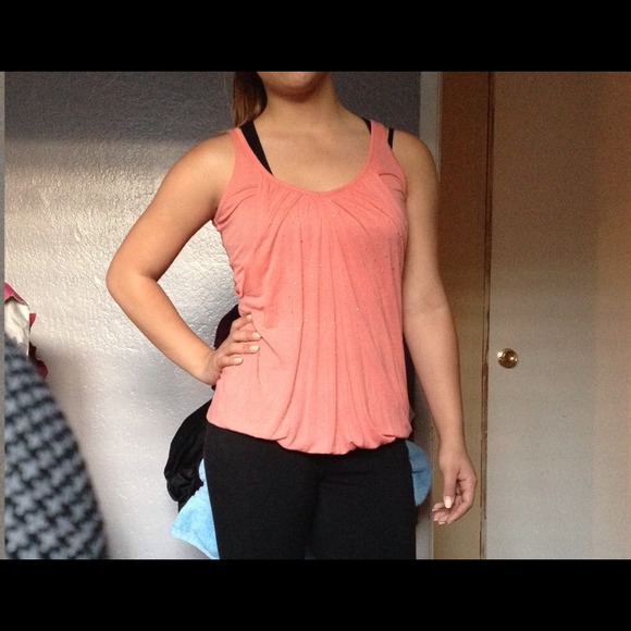 Tangtop - Picture 1 of 4