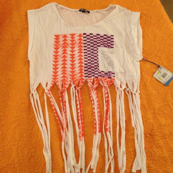 Volcom cropped/fringed Tee